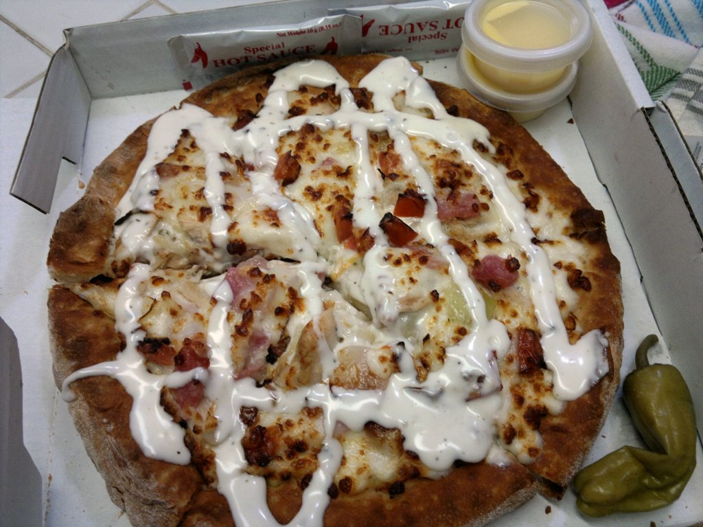 Pinay Foodie Papa John's Chicken Bacon Ranch Pizza One guilty pleasure