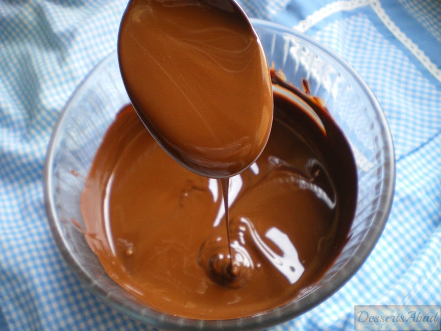 Cheesecake de chocolate. Cobertura de chocolate