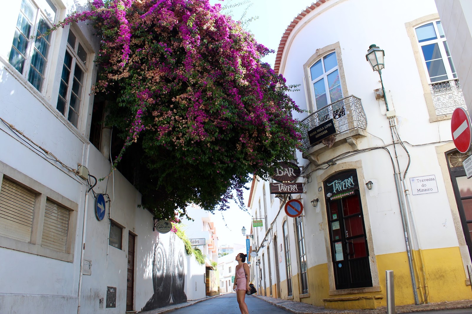 Olá Portugal! Lagos`s Beers, Beaches & Bars A L Y S H I A・T U R C H Y N