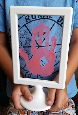 Once Daily DIY: Hand Print Frame
