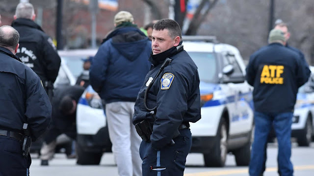 Criminosos brasileiros criam o PCM, Primeiro Comando da Massachusetts, nos EUA