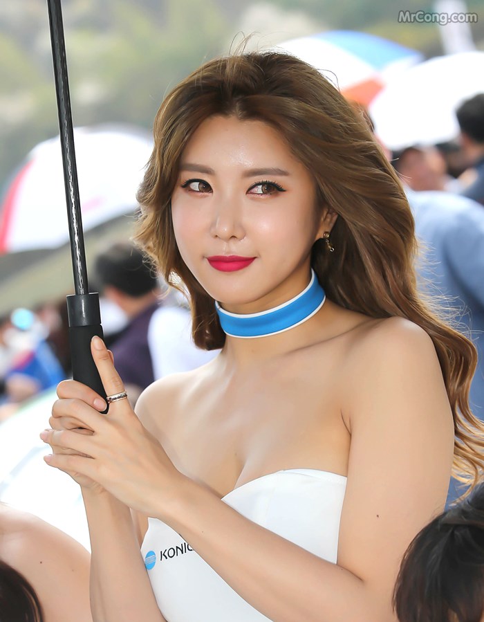 Heo Yoon Mi&#39;s beauty at the CJ Super Race event, Round 1 (70 photos) photo 3-8