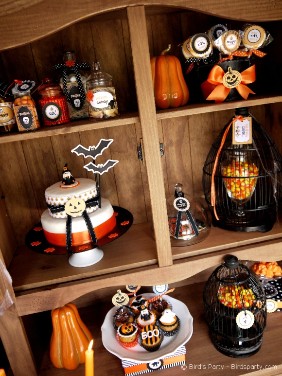 Halloween Party Ideas | A Cute Witch's Potion Cupboard - BirdsParty.com