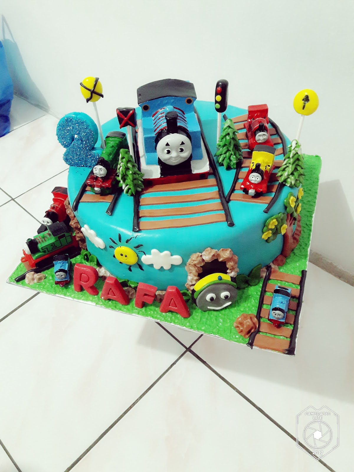 Kue Ulang Tahun Thomas Fondant