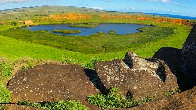 Volcan Rano Raraku LA FRAGUA DE VULCANO: ISLA DE PASCUA:: VOLCAN RANO RARAKU