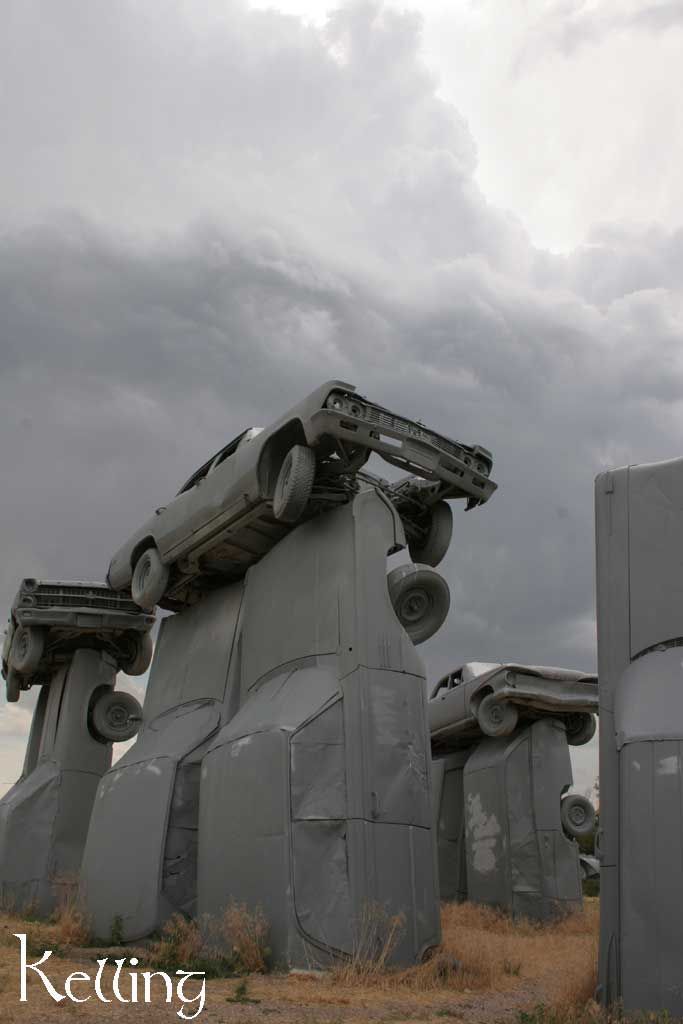 Dagensinn The Amazing monument of the old American cars for sale