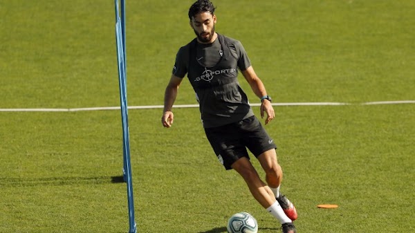 Juande - Málaga -: "Estoy muy contento por haber debutado este año"