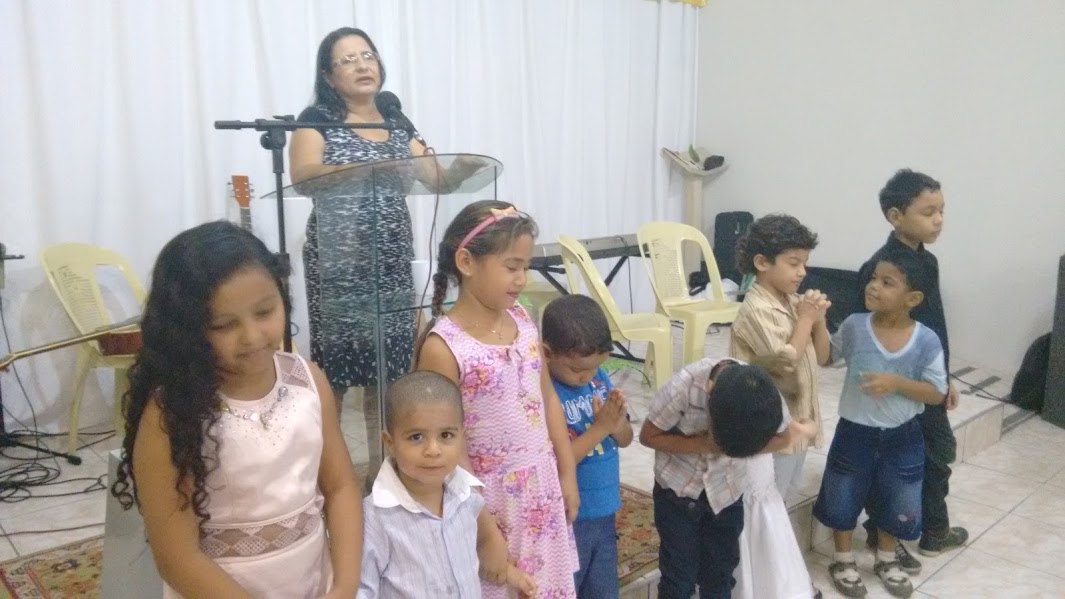 Orando com as crianças