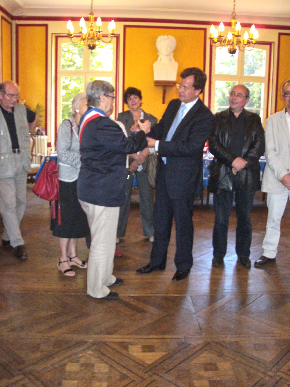 Le festival francoquébécois de VerneuilsurAvre en 2012 Revue de presse