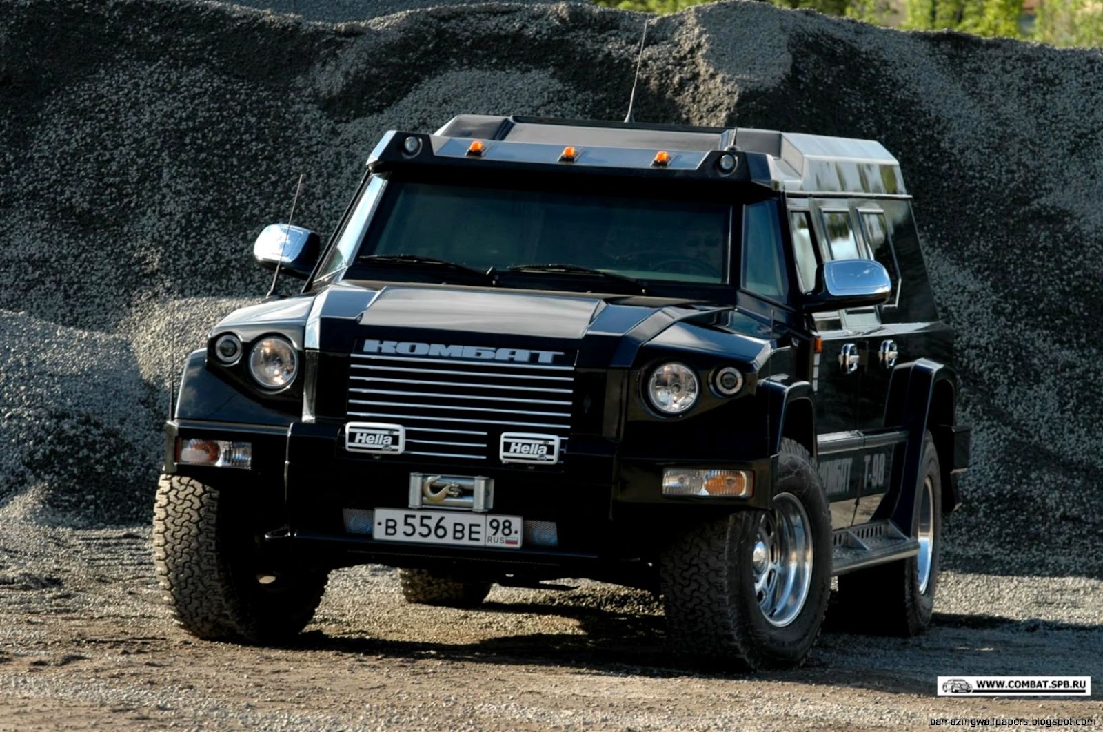 Avtokad Combat T98 Luxury SUV