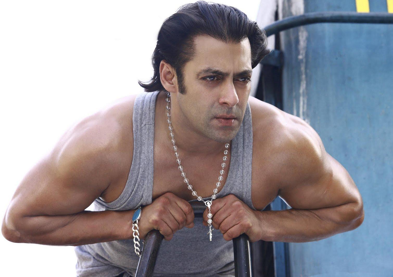 Bollywood Actor Salman Khan New Stills | Latest Fashion and Technology