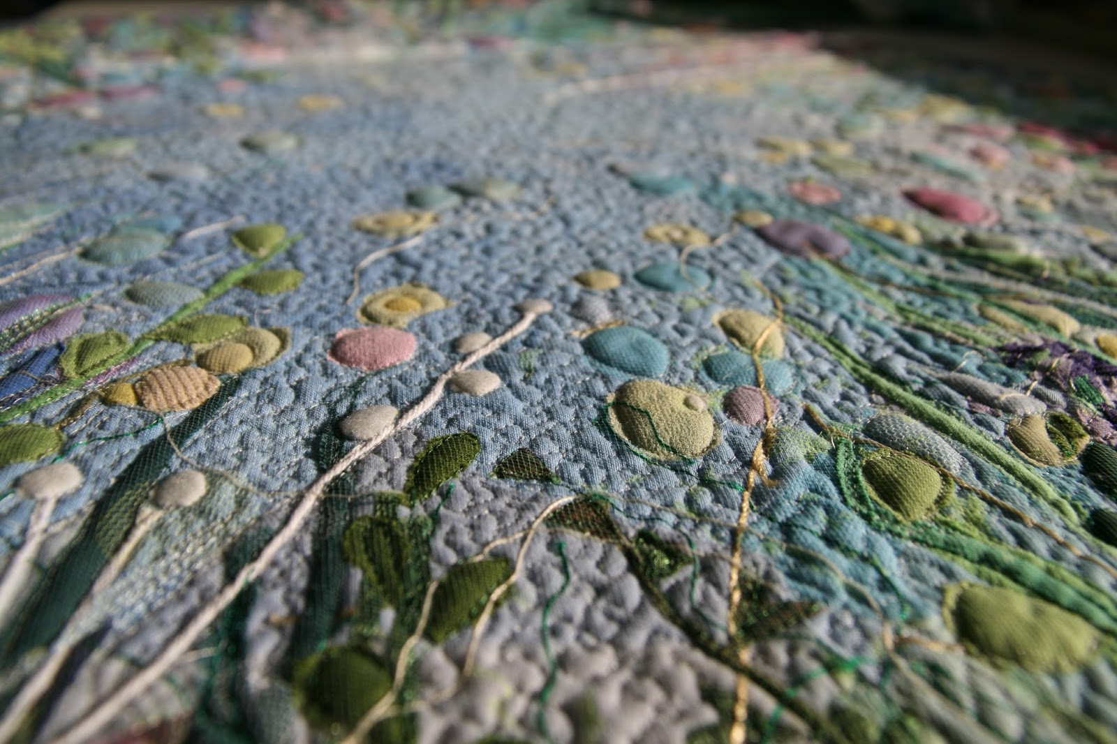 Patchworki Anny Sławińskiej: Mrówka na łące, albo wiosna na okrągło ...