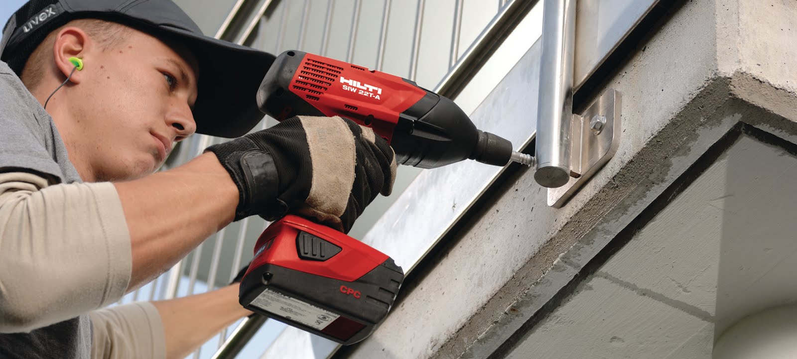 объявление о ремонте для соседей. можно сверлить стены в выходной. реноватор hilti. когда разрешено сверлить в квартире. до какого времени разрешается ремонтные работы в квартирах.