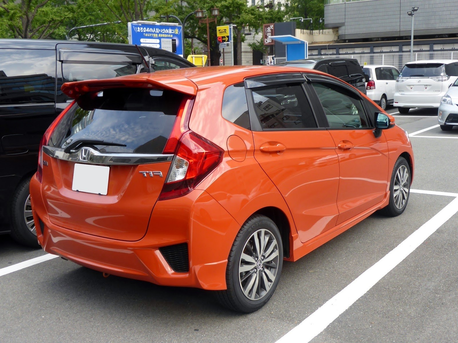 Lelang Honda Jazz FIT RS direktorat jenderal bea dan