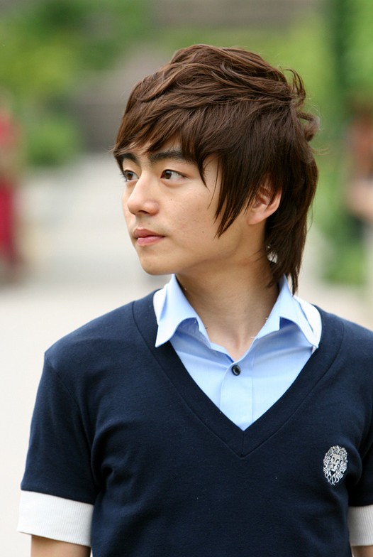 Awesome Fashion 2012 Awesome 20 Modern Korean Guys Hairstyles Asian  awesome-fashion-2012-awesome-20-modern-korean-guys-hairstyles-asian