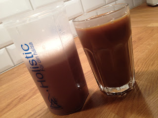 Proteindrink+och+kaffe - Två nyanser av brunt