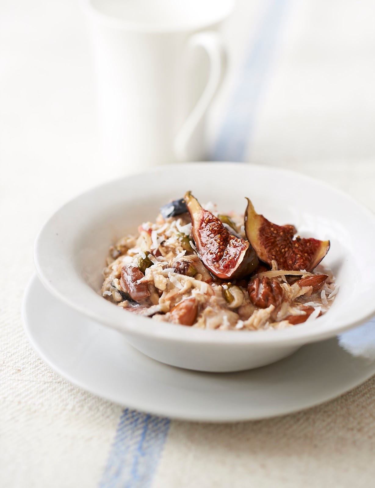 How To Make Lisa Roukin's Bircher Autumnal Muesli How To Make Lisa Roukin's Bircher Autumnal Muesli