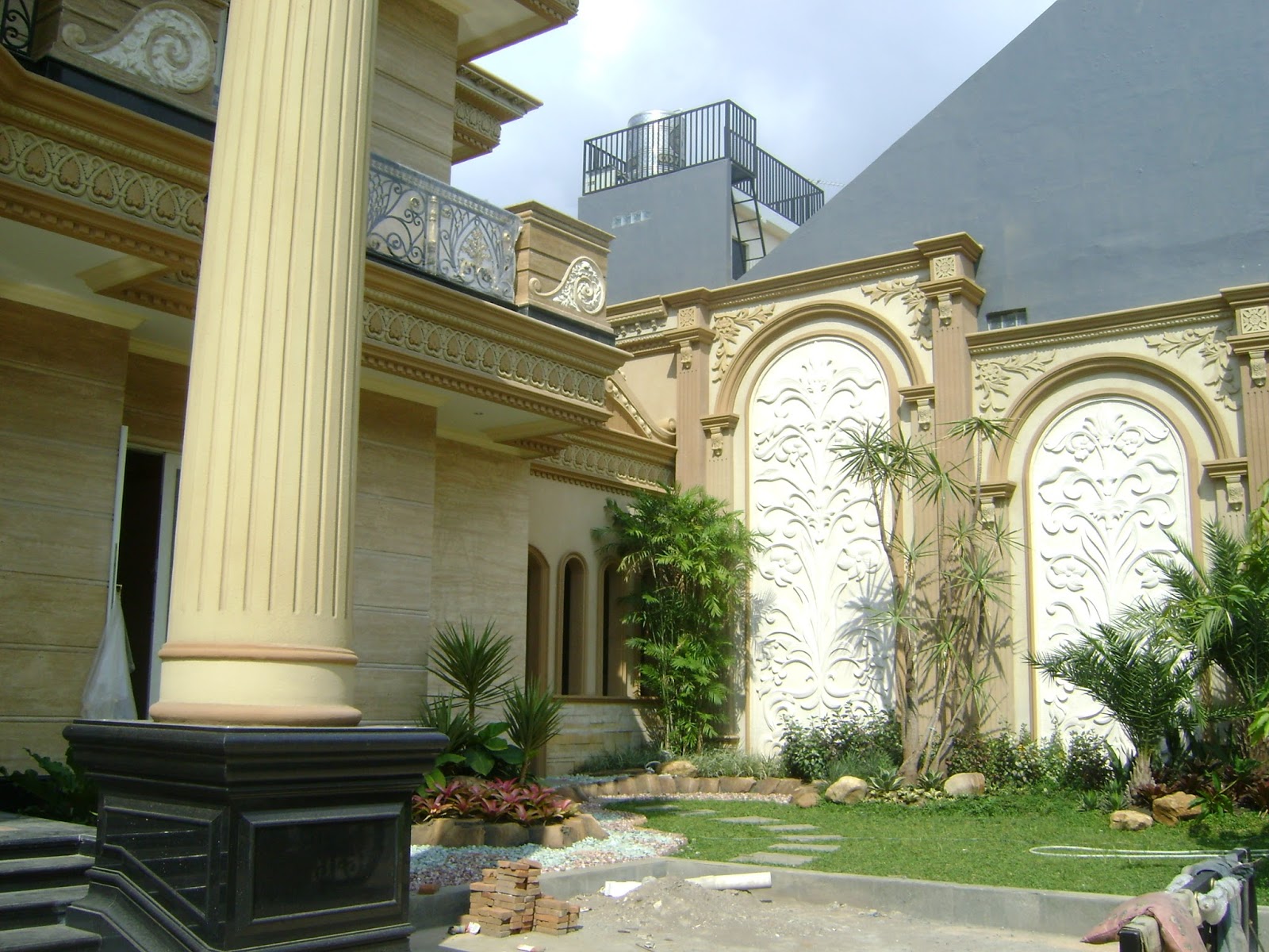 Warna Cat Lisplang Klasik Desain Rumah