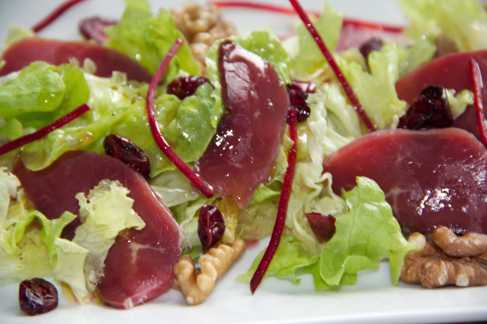 Saveurs et Continents: Salade de magrets de canard aux cranberries ...