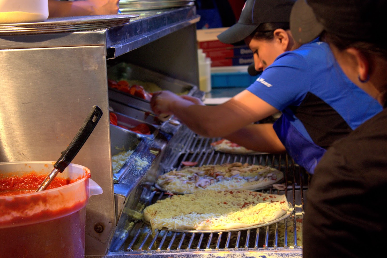Domino's ya tiene al pizzero más rápido de Guatemala