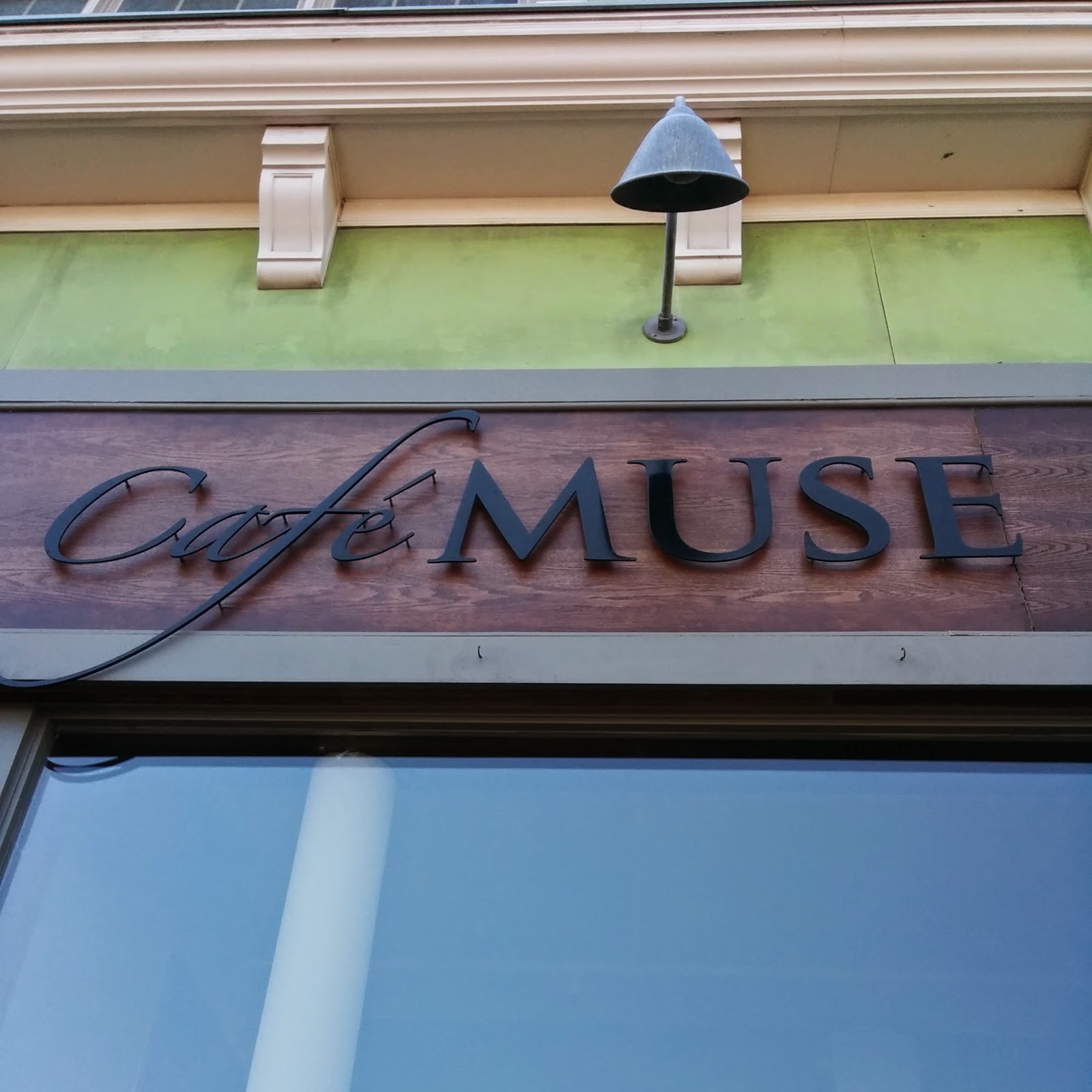 Amusebouches Cafe Muse