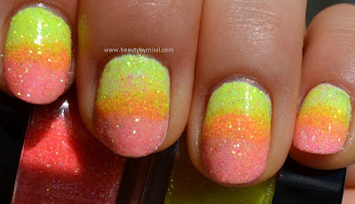 gradient manicure