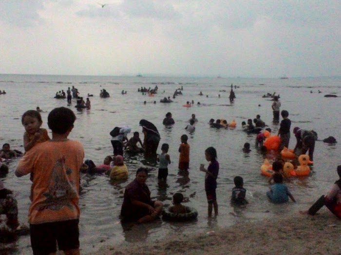 Guna Menimalisir Korban Jiwa Camat, Kapolsek, Serta Kepdes Meninjau Pantai Semukuk Kalianda Lamsel