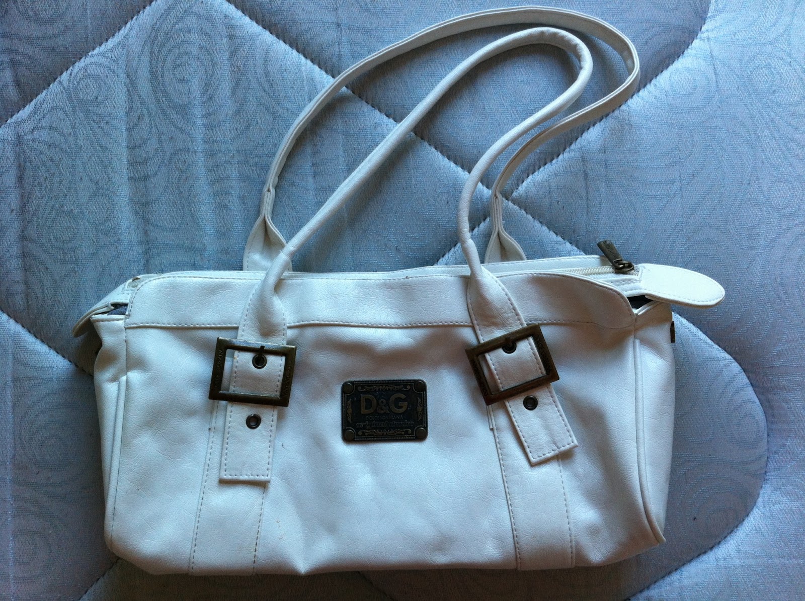 AZIM WIGAN (UK) PRE LOVED LOVELY D&G HANDBAG bag D&G