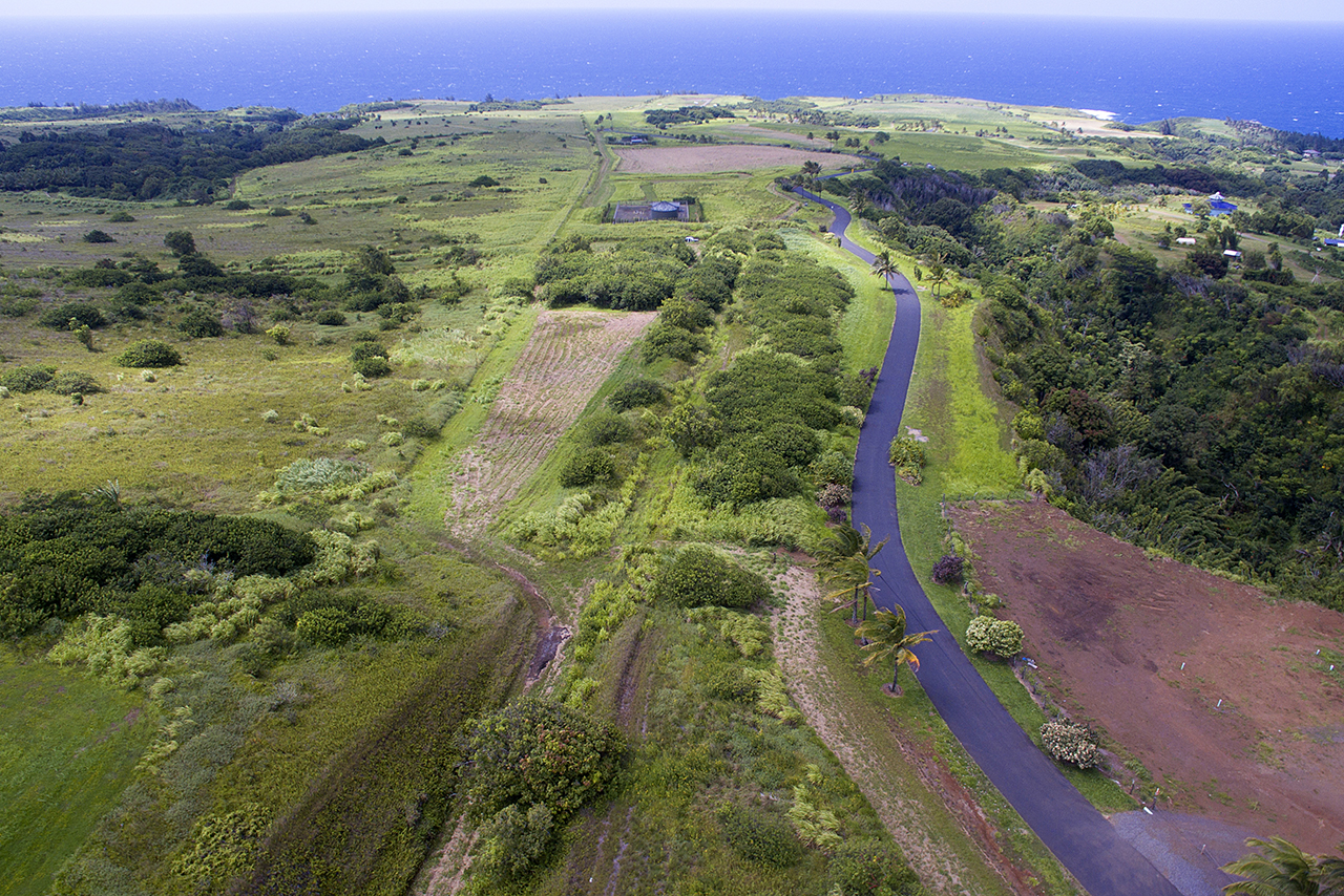 Opportunities to live on the magical island of Maui 17 Acres along