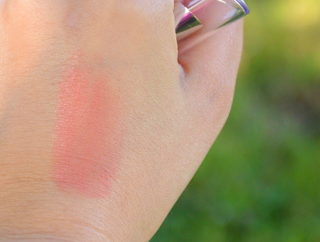 Oriflame The One Colour Obsession Lipstick Nude Appeal Swatch