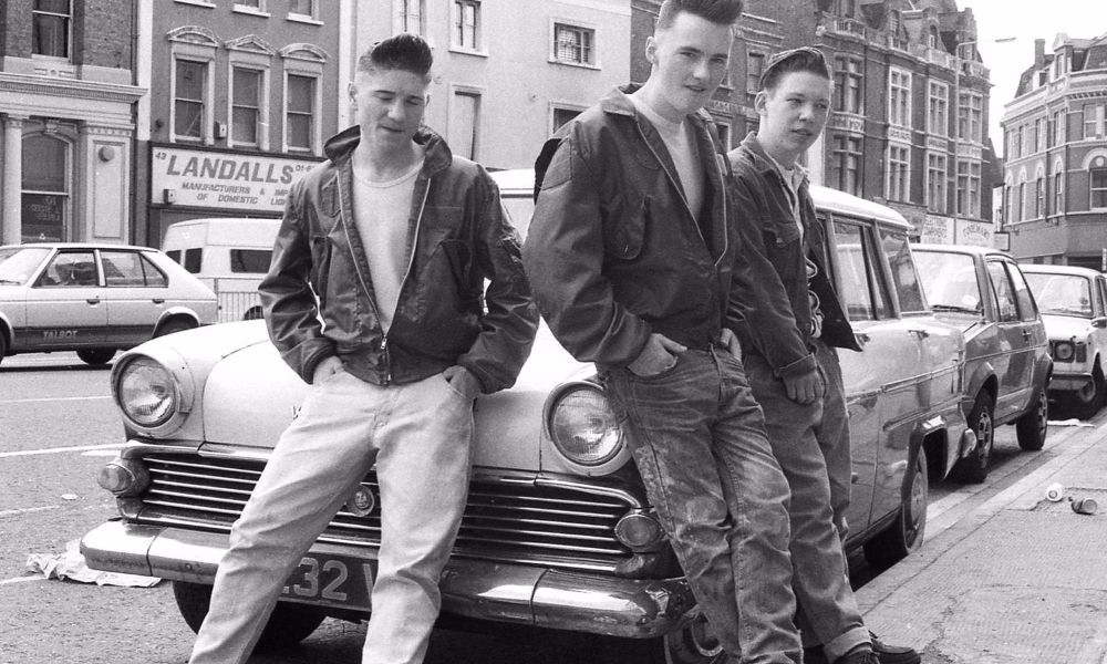 33 Black and White Photographs Capture the London Rockin??? Scene of the