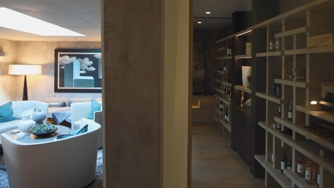 45 Interior Design Photos vs. Tour 4501 Camden Dr Luxury Home