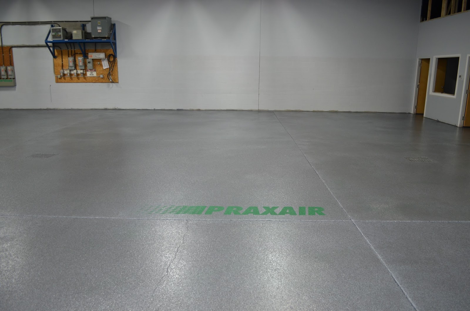 MODE CONCRETE Epoxy Floors are Super Strong, Affordable and Stylish