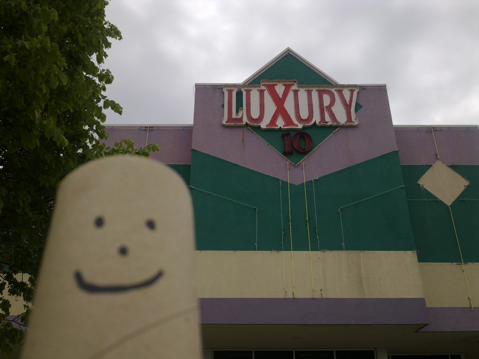 Ollie the Traveling TP Roll Wildwood Luxury 10 Beloit