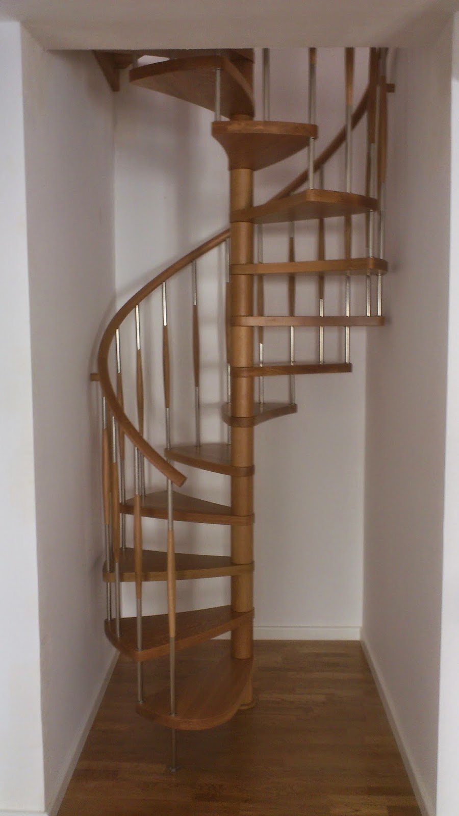 ESCALERAS DE CARACOL