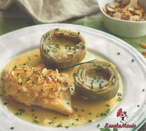 Dorada con alcachofas a la lionesa