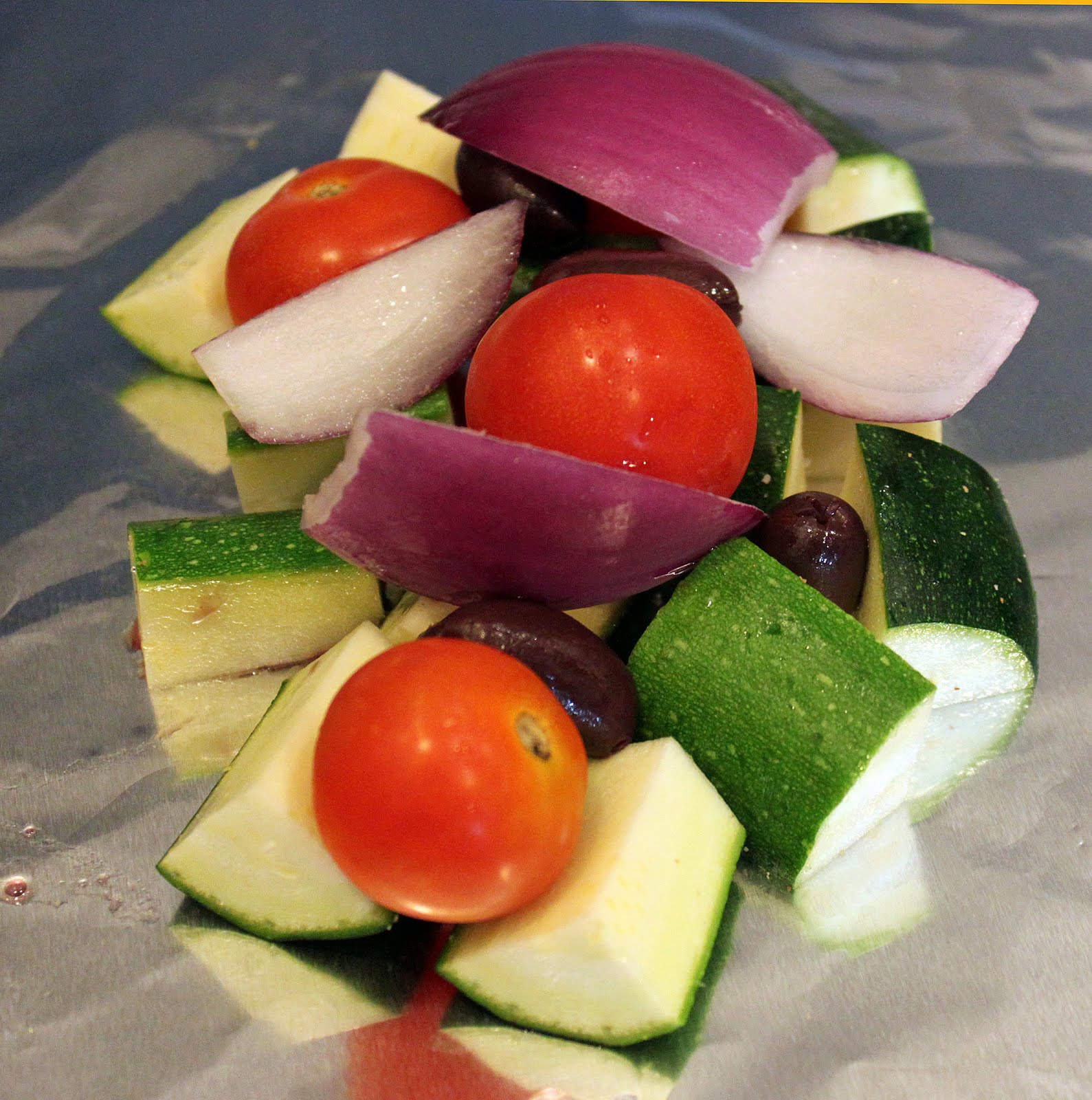 Eats & Sweets Halibut with Tomatoes, Rosemary, and Zucchini in Foil Packs