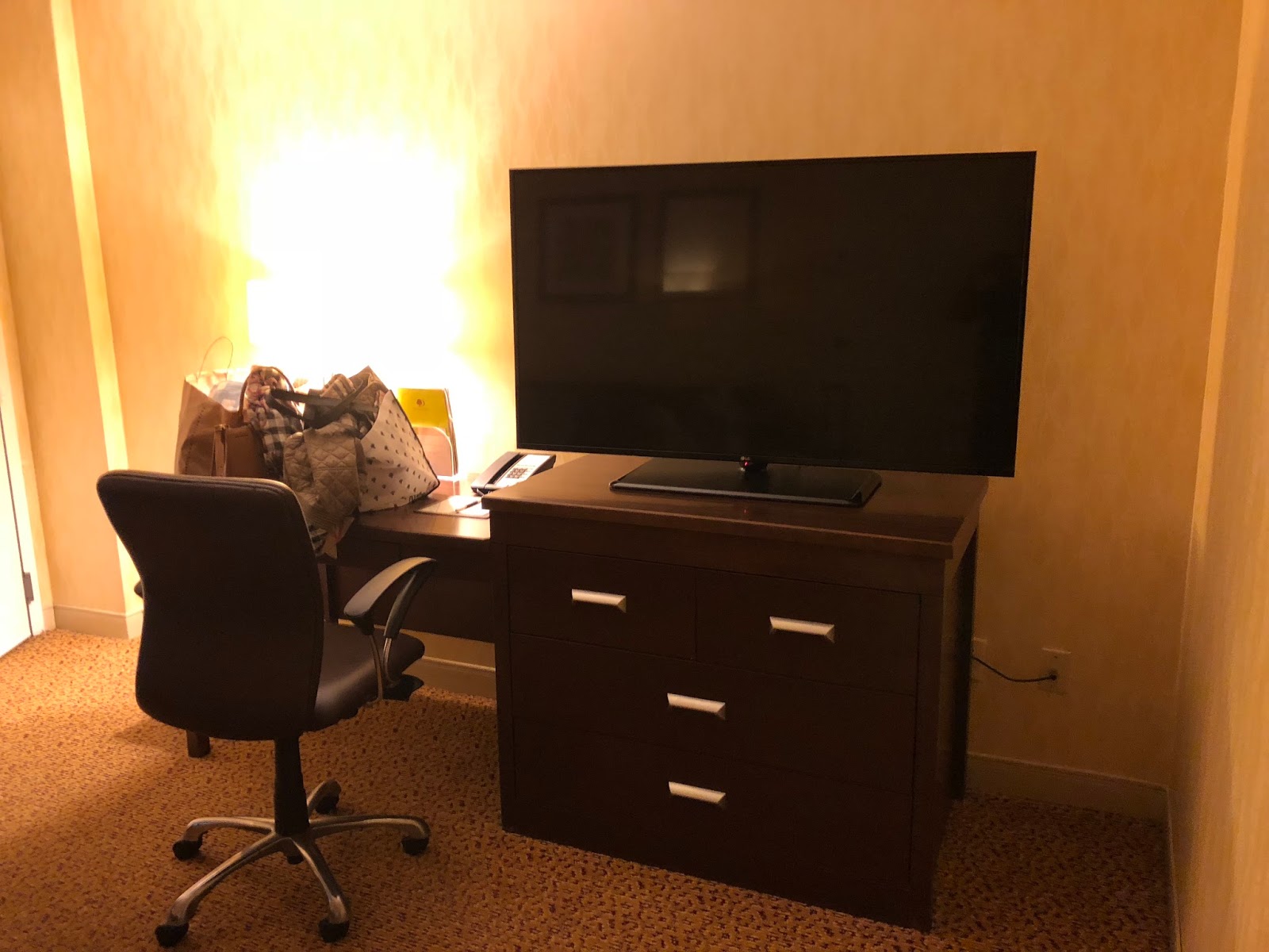 GREAT EATS HAWAII DOUBLETREE SUITES BY HILTON HOTEL SANTA MONICA