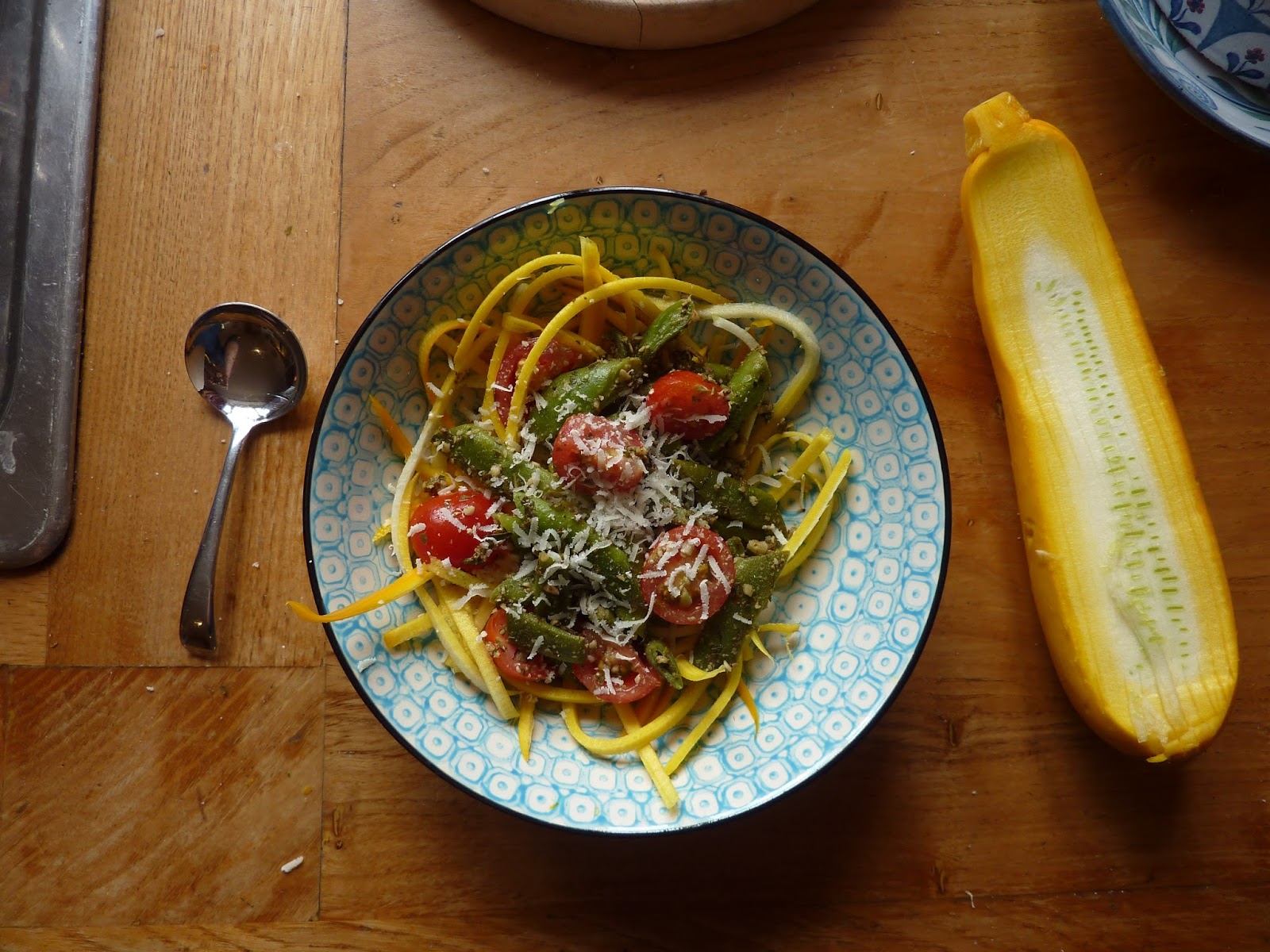 Whomping Weasels Yellow Courgette Spaghetti and Is Raw Food That Good for Everyone?