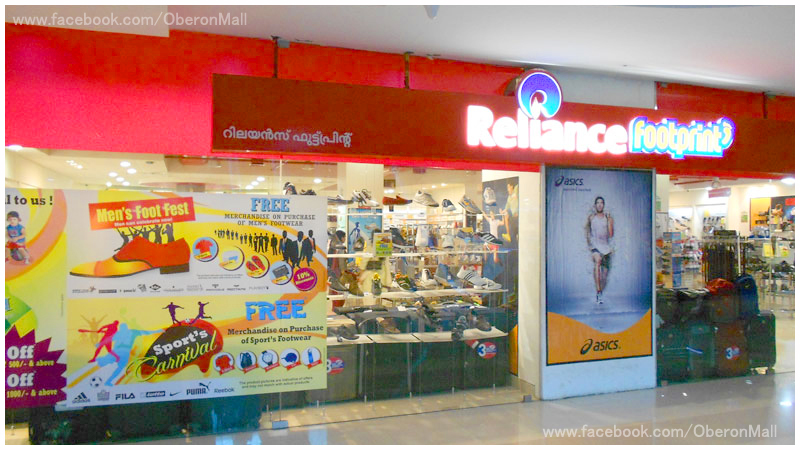 Oberon Mall: Shopping Carnival @ Reliance Foot Print