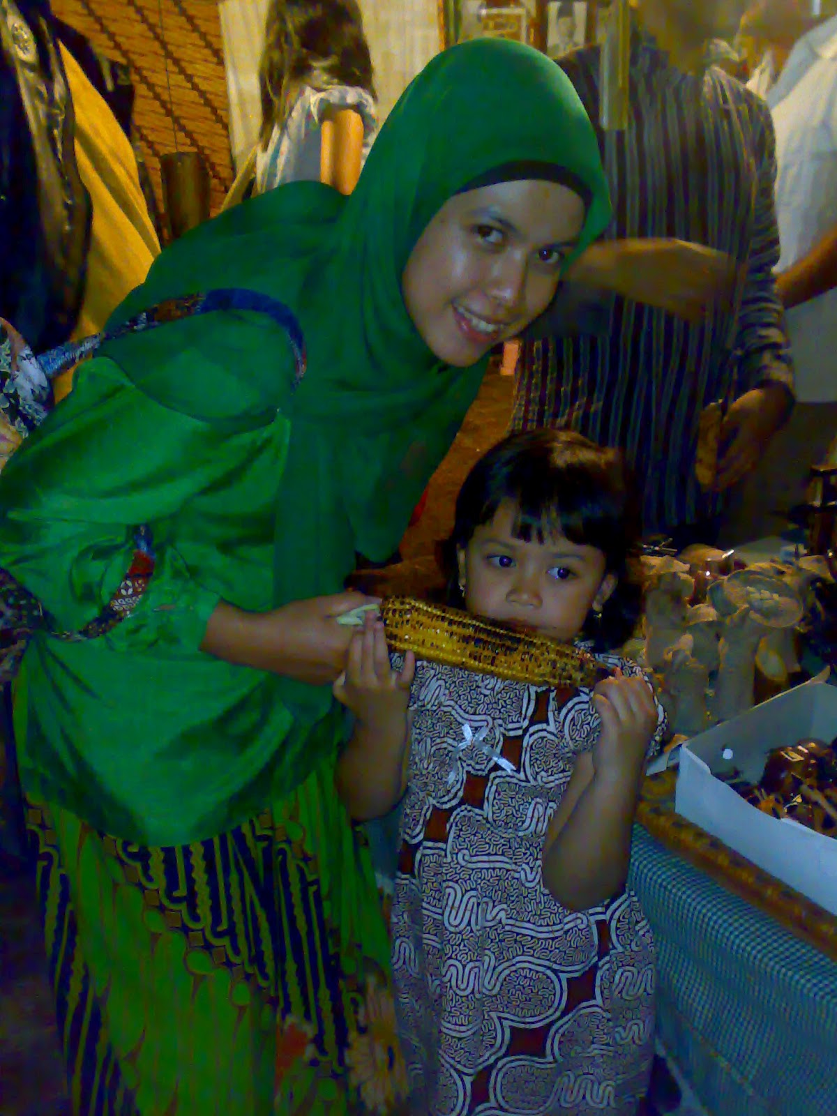semeSta senJa (^^,): Suwe oRa Jamu,,, Suwe oRa kTemuu,,, :p