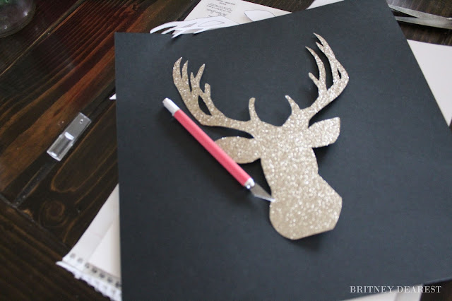 Mom's Guide to All Things Holiday: DIY Deer Head Silhouette Wall Decor, tutorial, how to, Christmas