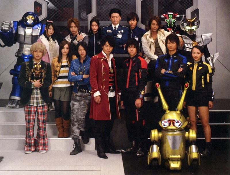 SentaiFive's Tokusatsu Multiverse: Go-Busters vs. Gokaiger Cast Pic