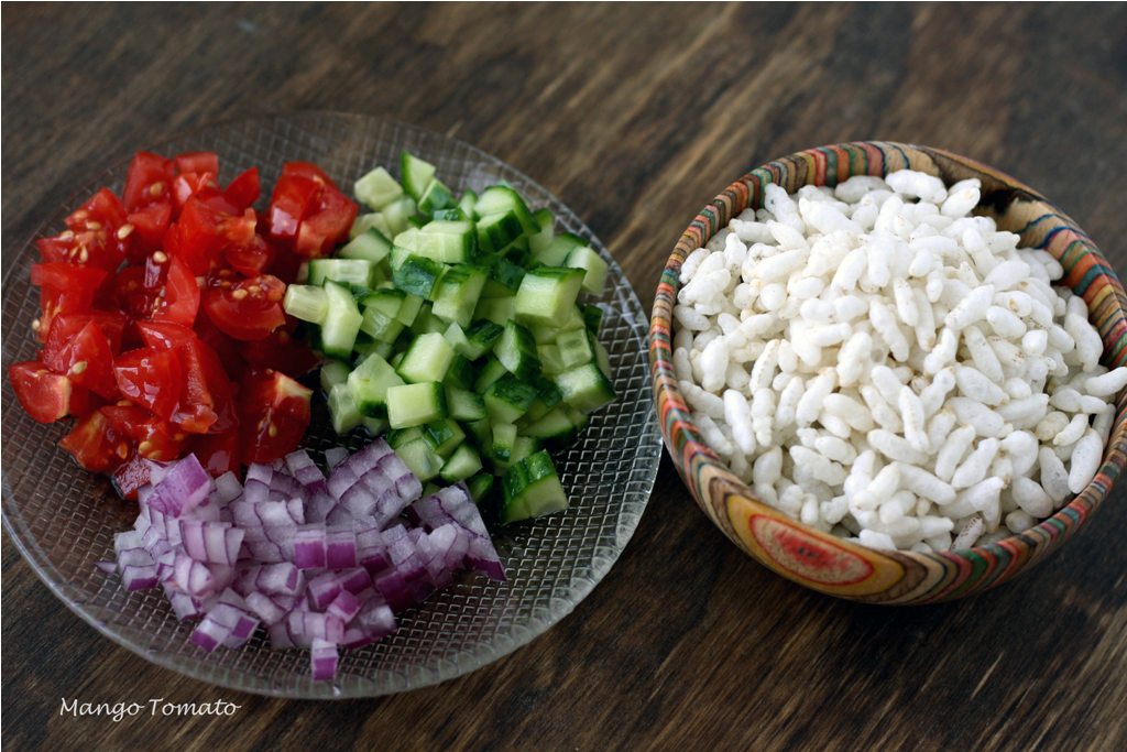 Mango & Tomato Mint & Parsley Chili Chutney & an Indian snack
