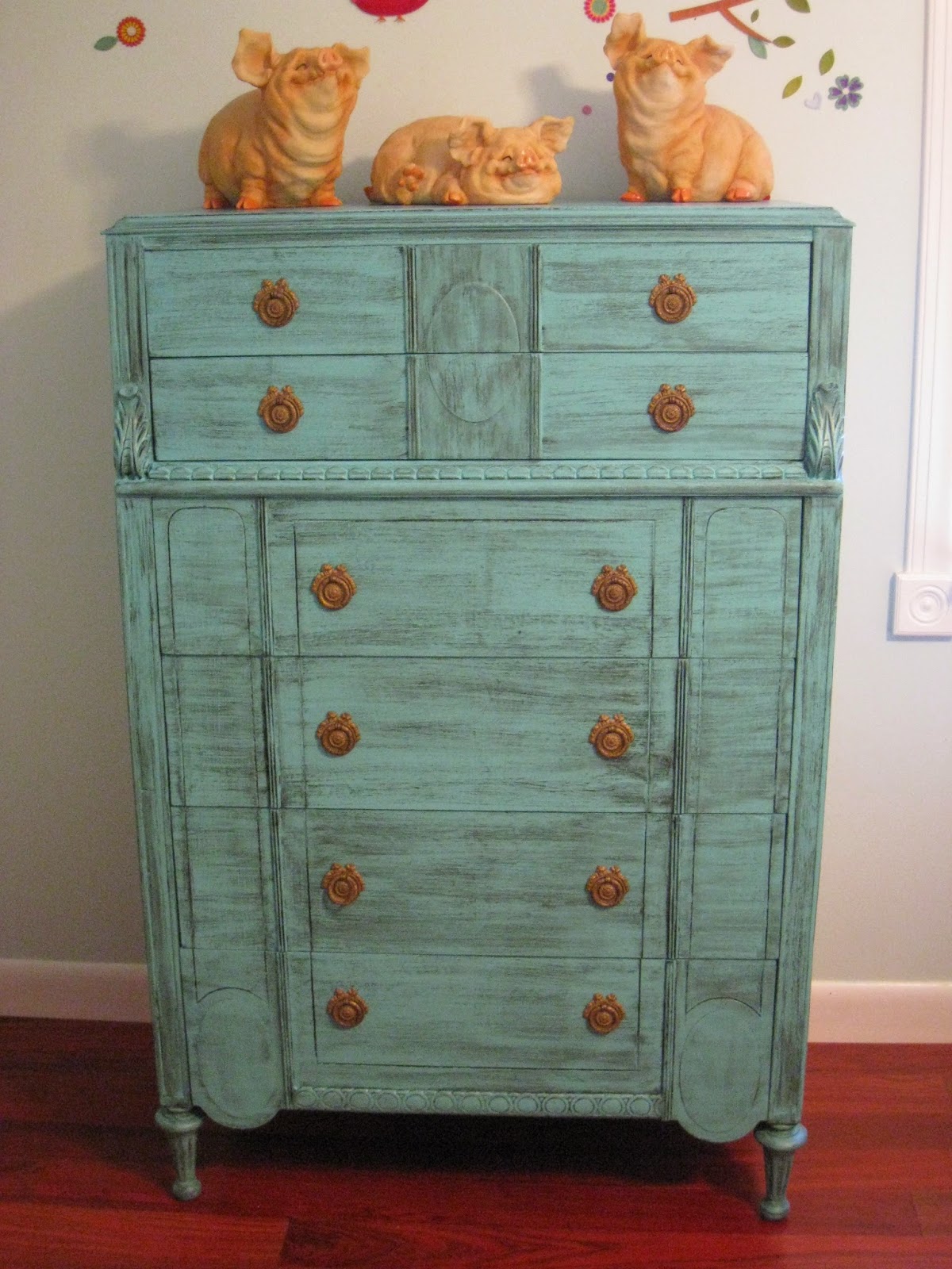 Repurposed For Life REFINISHING AN OLD CHEST