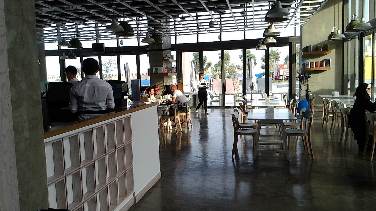 Living in Qatar Cafe 999