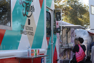 Tragically Hip Living: Gilbert Farmers Market, a place where a dog can