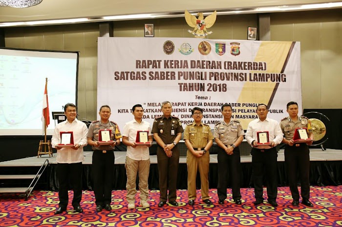 Pj. Sekdaprov Minta Jajaran Satgas Saber Pungli Tingkatkan Kinerja Demi Optimalisasi Pelayanan Tanpa Pungutan Liar