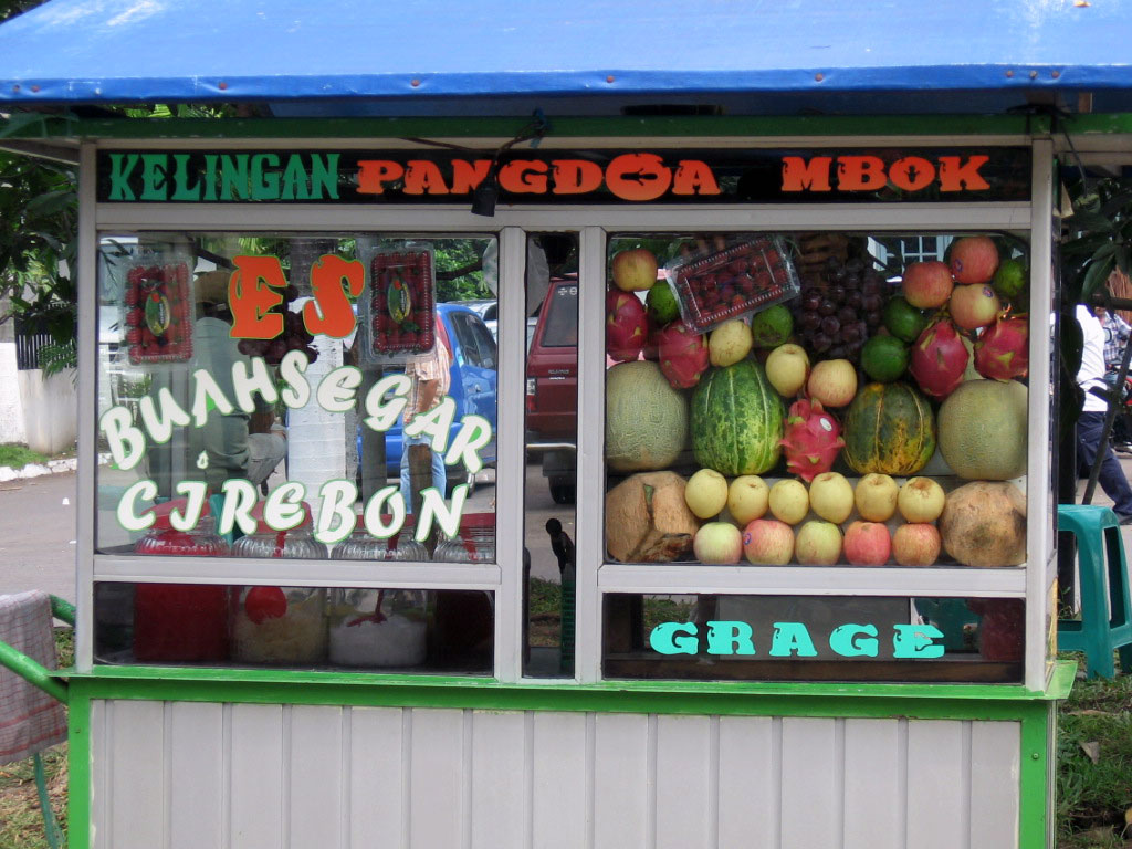 Es Sop Buah Nabri: Jual Es Buah Segar Khas Cirebon