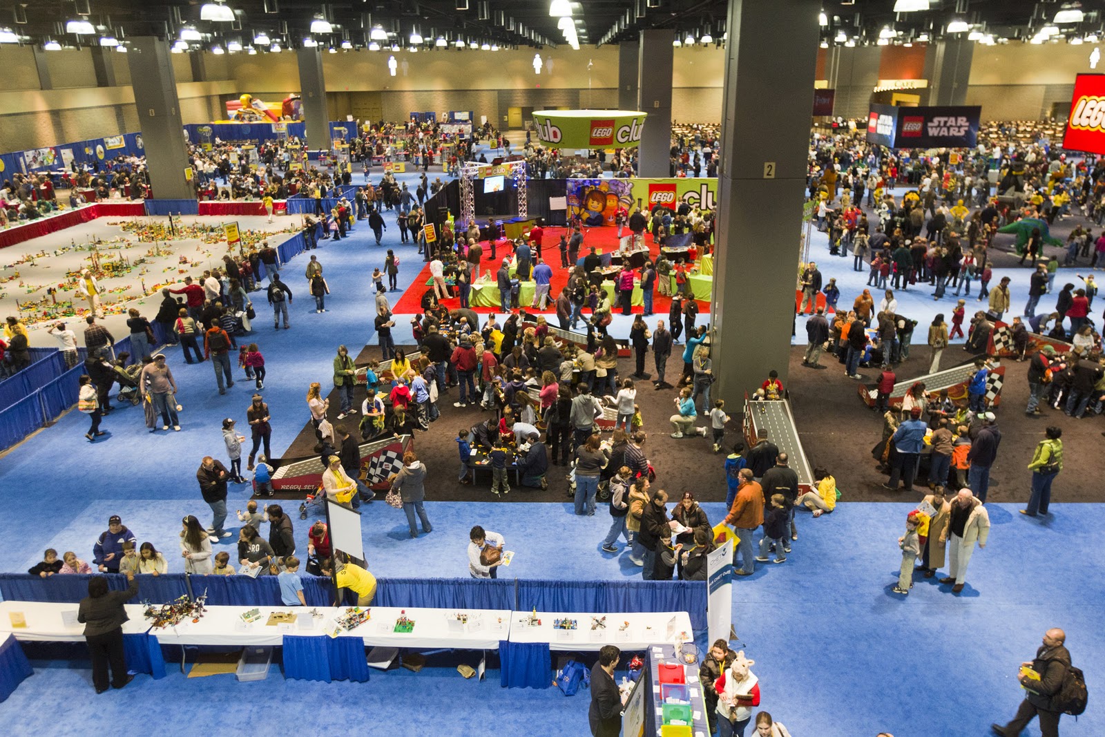 Hey Cleveland!  #LEGOKidsFest is Coming to the CLE November 4 - 6, 2011!